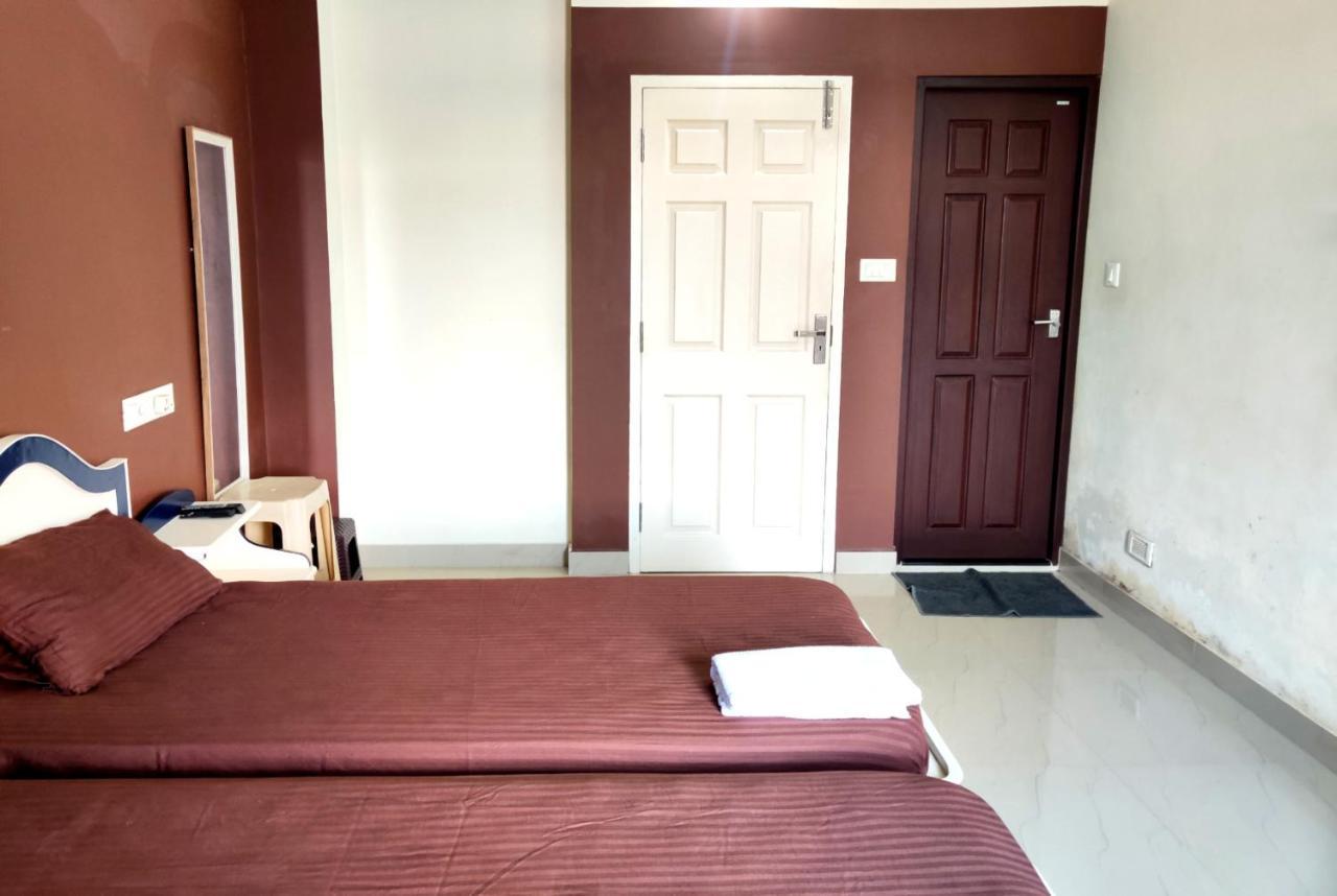 Ms Residence Homestay Kochi Esterno foto